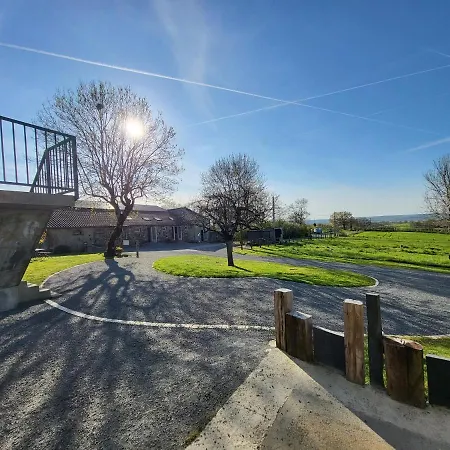 Le Logis des Chons à la campagne à Saint hilaire du Bois - Lys Haut Layon Le Plessis  Extérieur photo