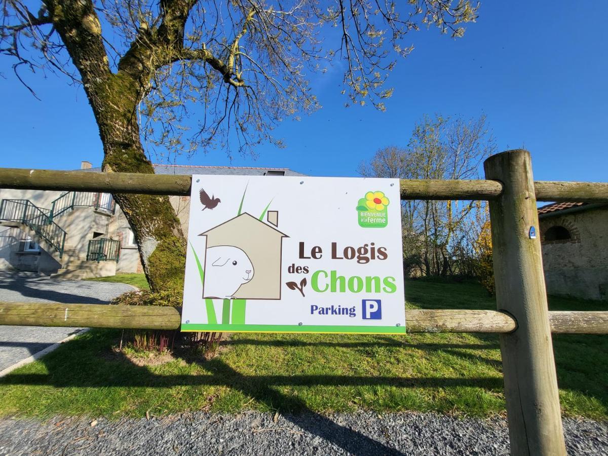 Le Logis Des Chons A La Campagne A Saint Hilaire Du Bois - Lys Layon *