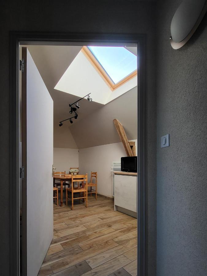 Le Logis Des Chons à La Campagne à Saint Hilaire Du Bois - Lys Layon Hébergement de vacances