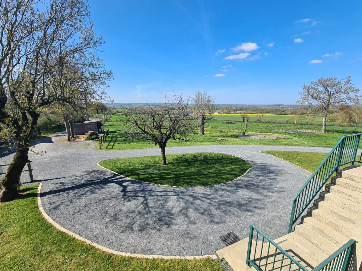 Holiday home Le Logis Des Chons A La Campagne A Saint Hilaire Du Bois - Lys Layon